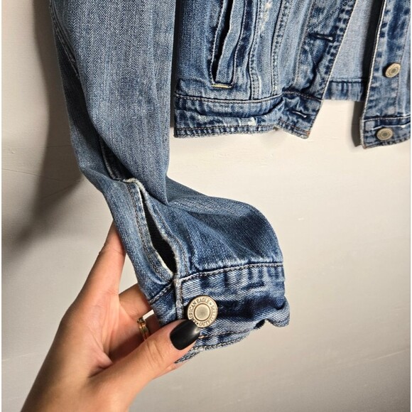 American Eagle Outfitters Cropped Denim Jean Jacket Casual Timeless Y2K Size M - Picture 6 of 11